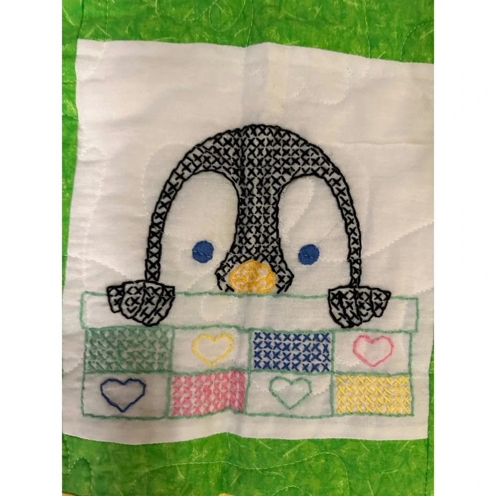 90s‎ Vintage Style Stamped Cross Stitch Baby Quilt Handmade Nursery Animal 47x37